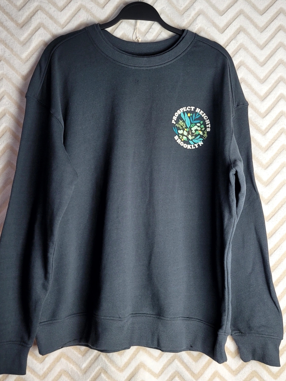 Goodfellow & Co Black/Charcoal Crewneck with Floral Brooklyn Logo